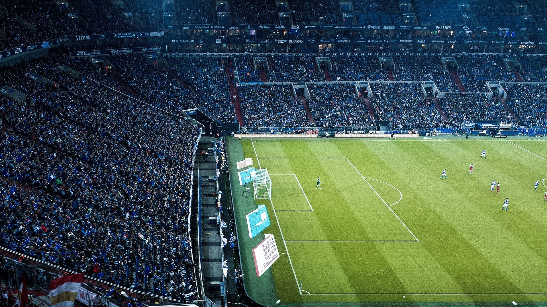 拜仁慕尼黑新赛季引进多位巨星战术调整,拜仁慕尼黑首发阵容2020