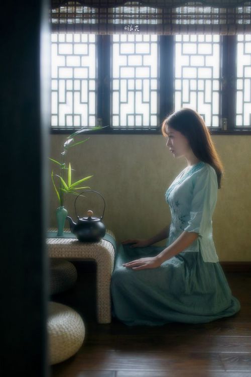 弗兰:全黑队的“战术执行者”,每次传球和防守都能精确打击对方漏洞