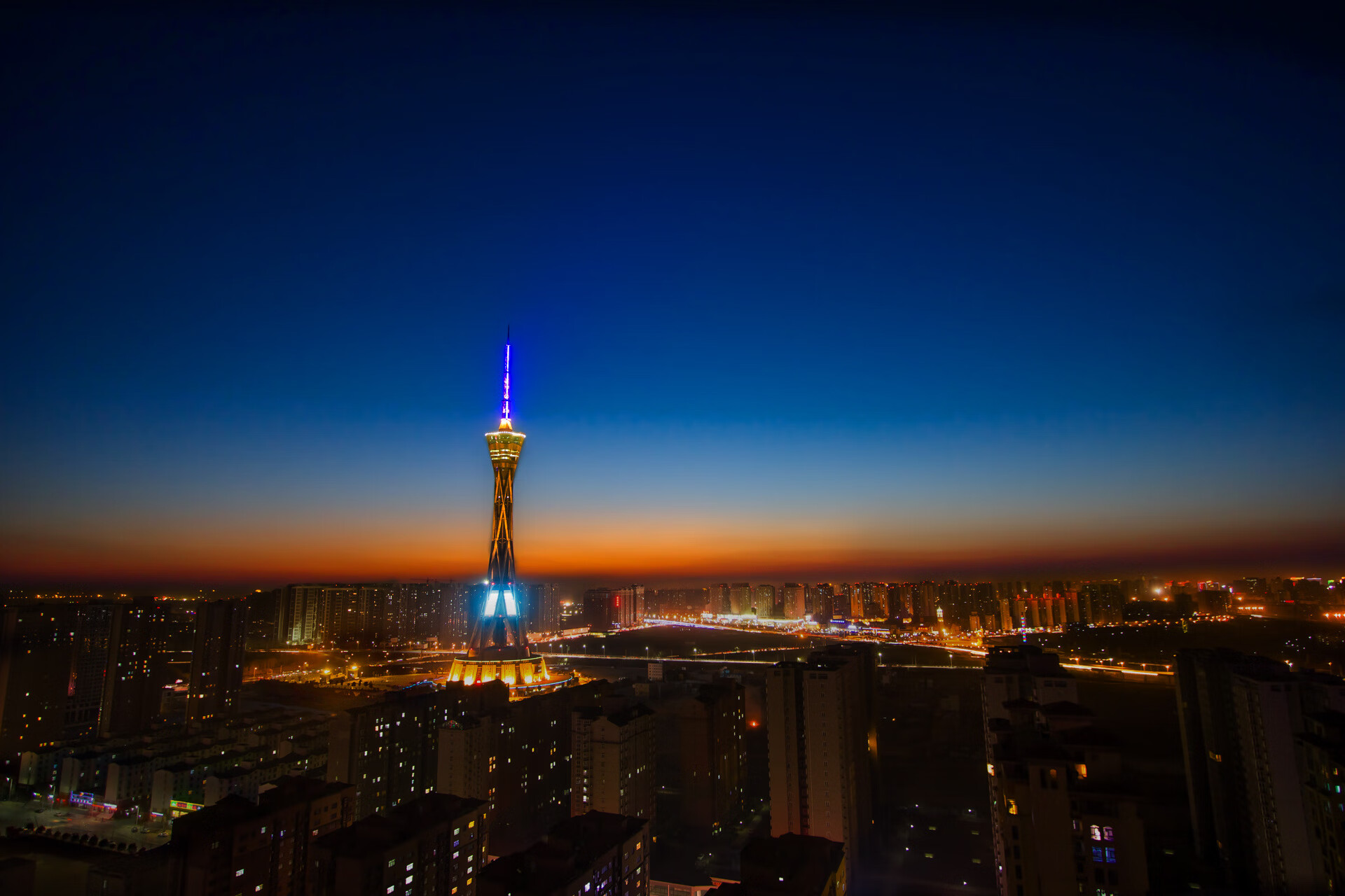 艾比·德尔福:坚如磐石的防守能力,成为南非队的后防屏障,《艾比·里德尔》