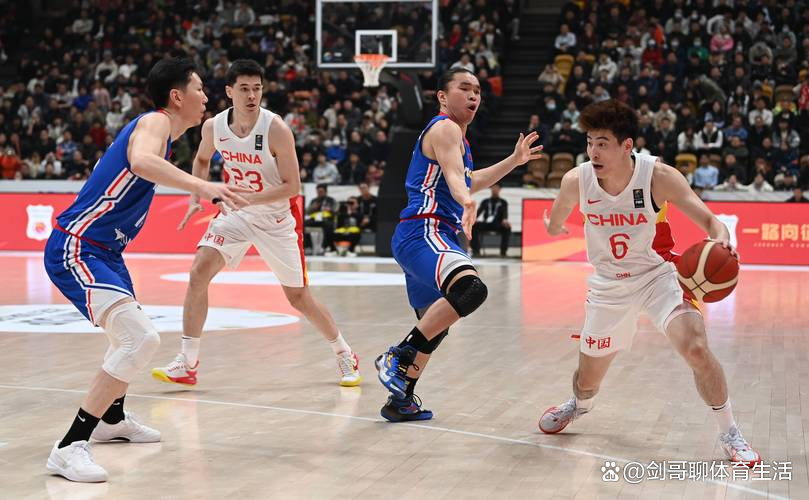 包含B体育官网：中国男篮：亚洲杯备战，磨合阵容，提升实力的词条