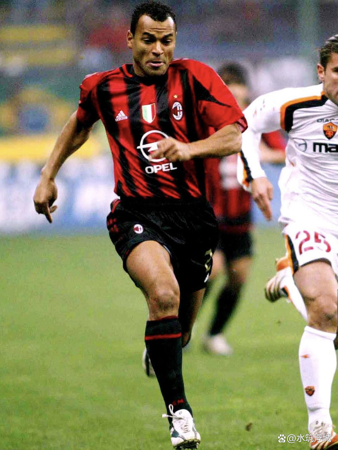 b体育下载:意甲的历史荣誉：传奇球队的时代回顾的简单介绍