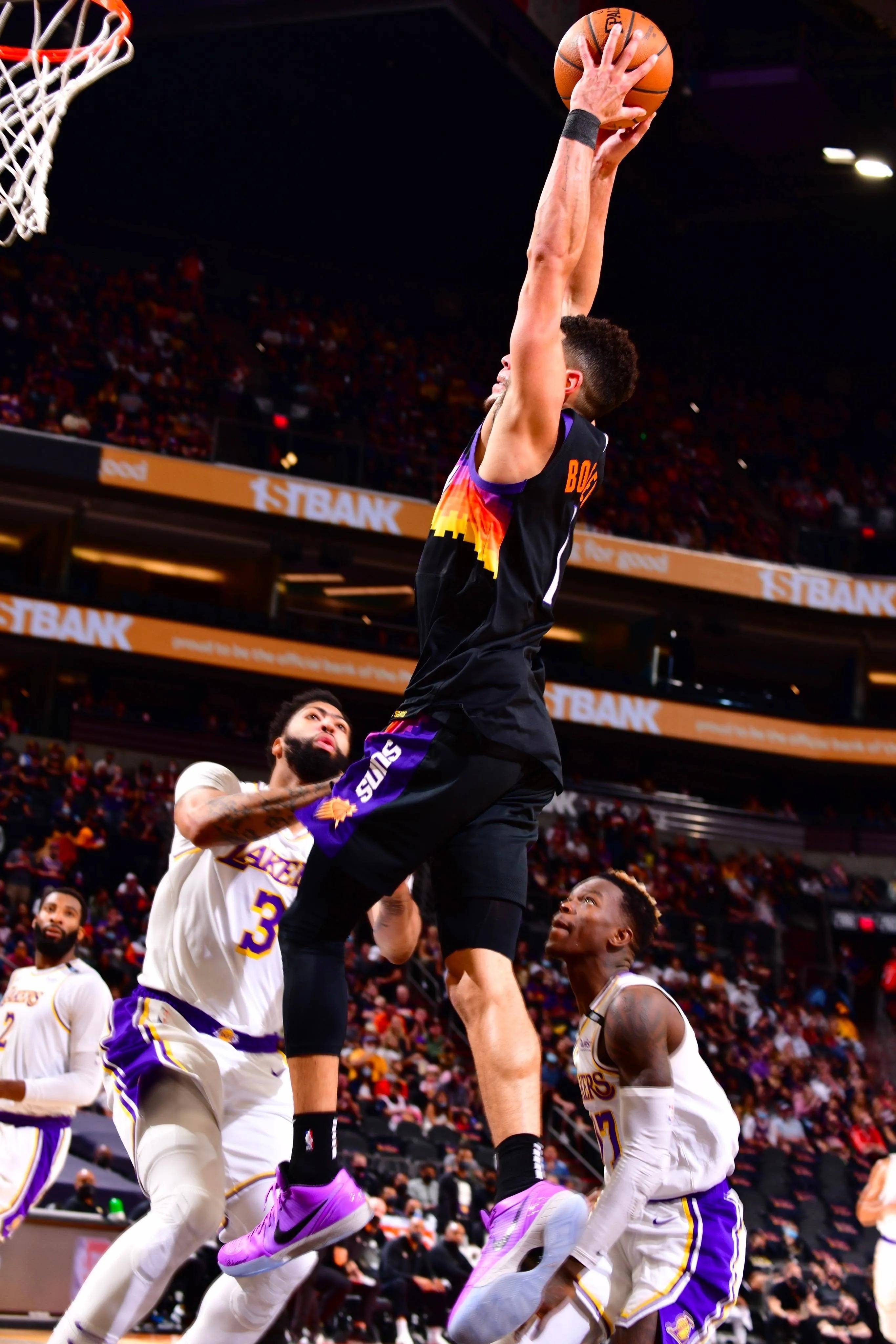 bsports体育:凯尔特人队防守体系升级：如何限制对手的进攻火力？