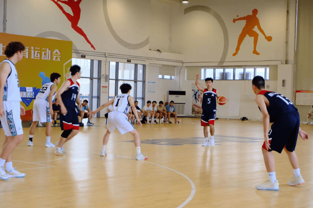 b体育娱乐-B体育官网：校园篮球，真的能培养出高水平的篮球运动员吗？的简单介绍