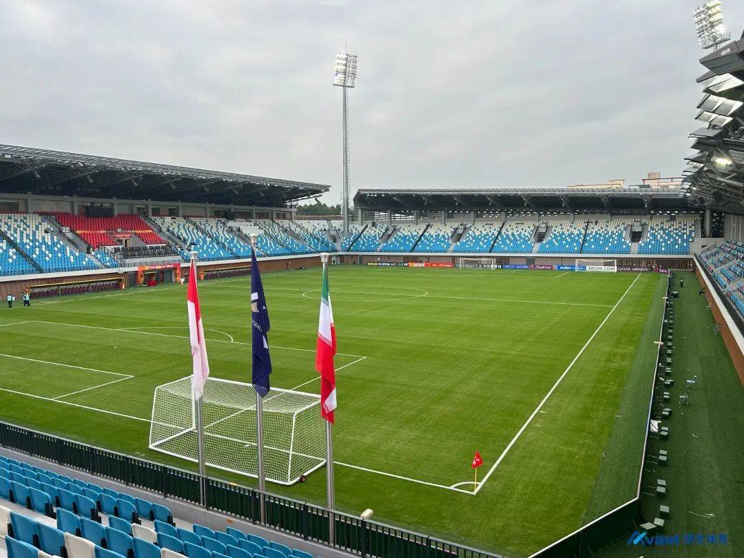 B体育中国官方平台-包含b体育下载:英超球场的设计理念：如何提升观赛体验的词条